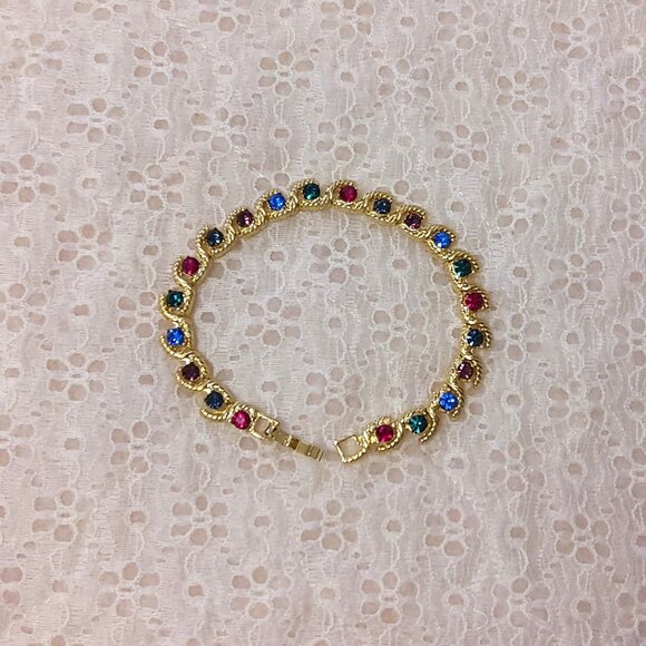 NEW EMMA JAMES Red Blue Green Crystals Gold Plated Bracelet - Picture 3 of 8